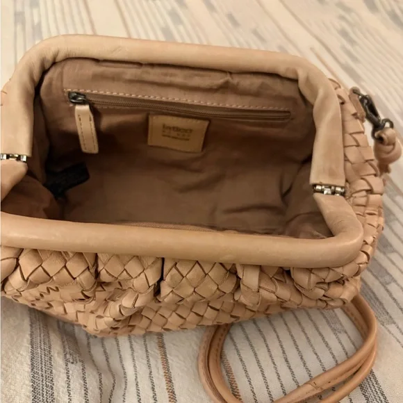 Latico Leather - Tan Latico Woven Crossbody Clutch Handback Purse - Picture 2 of 5